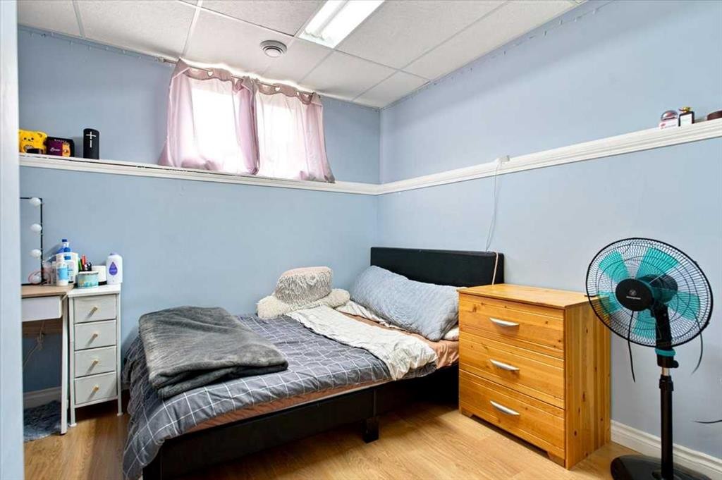 13005 90 Street, Grande Prairie, AB - Indoor Photo Showing Bedroom