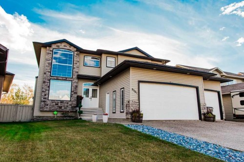 9305 Lakeshore Court  Grande Prairie, AB T8X 1S4