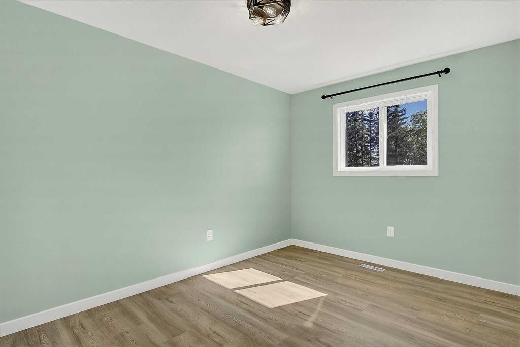 723020 Range Road 95, Beaverlodge, AB - Indoor Photo Showing Other Room