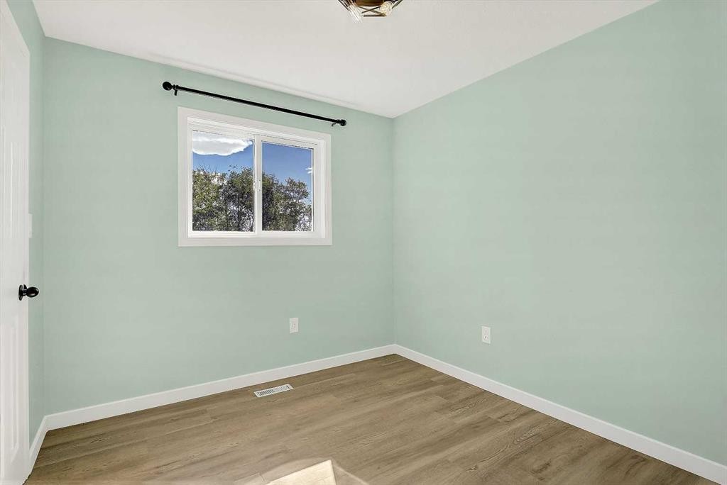 723020 Range Road 95, Beaverlodge, AB - Indoor Photo Showing Other Room
