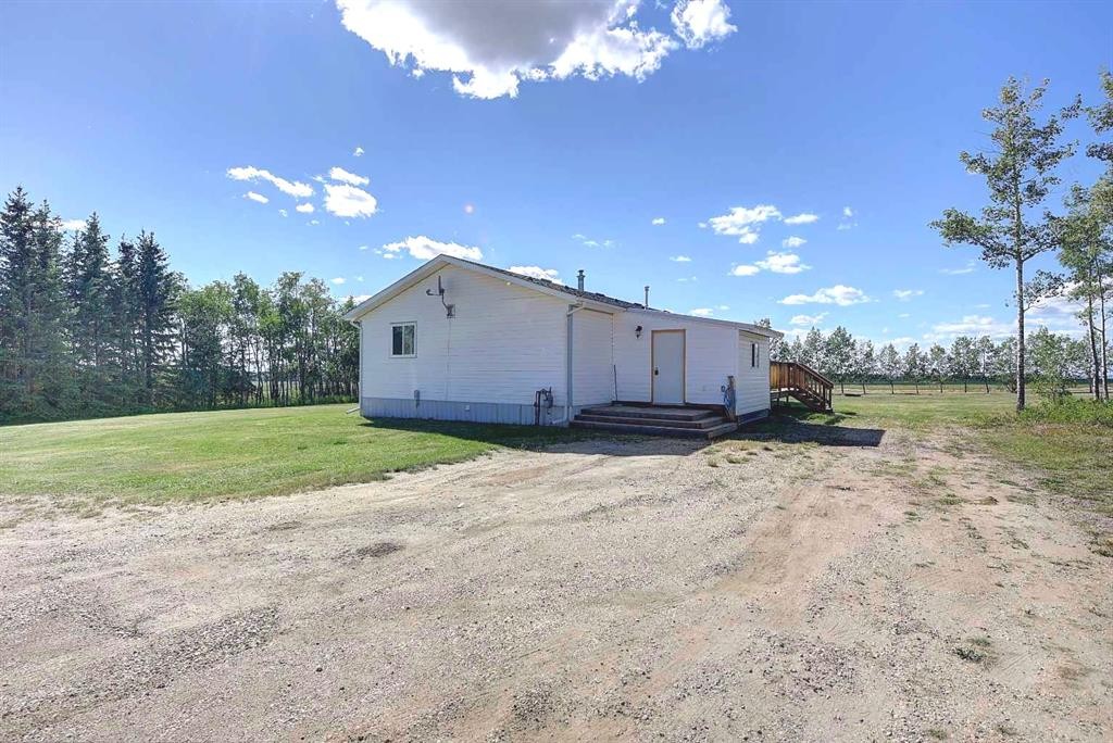 723020 Range Road 95, Beaverlodge, AB - Outdoor