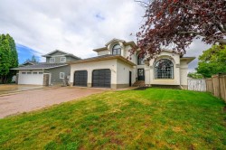 9540 62 Avenue Grande Prairie, AB T8W 2C6