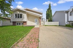 9748 71 Avenue Grande Prairie, AB T8V 6E3