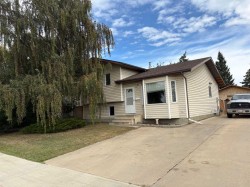 9413 93 Street Grande Prairie, AB T0H 3V0