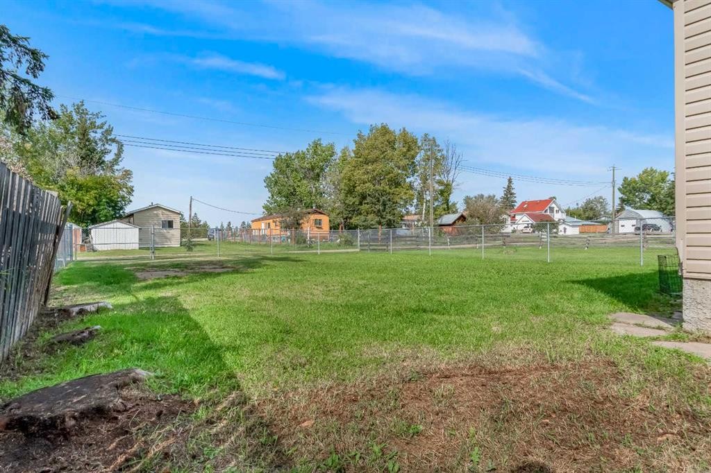 37-72127 Range Road 11, Debolt, AB