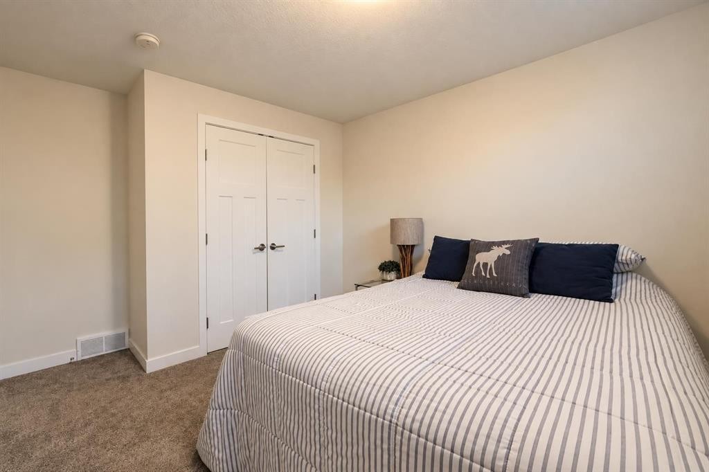 8214 87A Street, Grande Prairie, AB