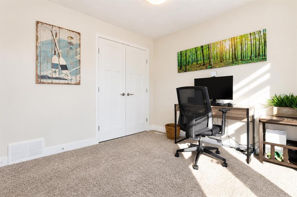 8214 87A Street, Grande Prairie, AB