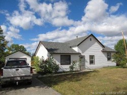 1009 6 Avenue Beaverlodge, AB T0H 0C0