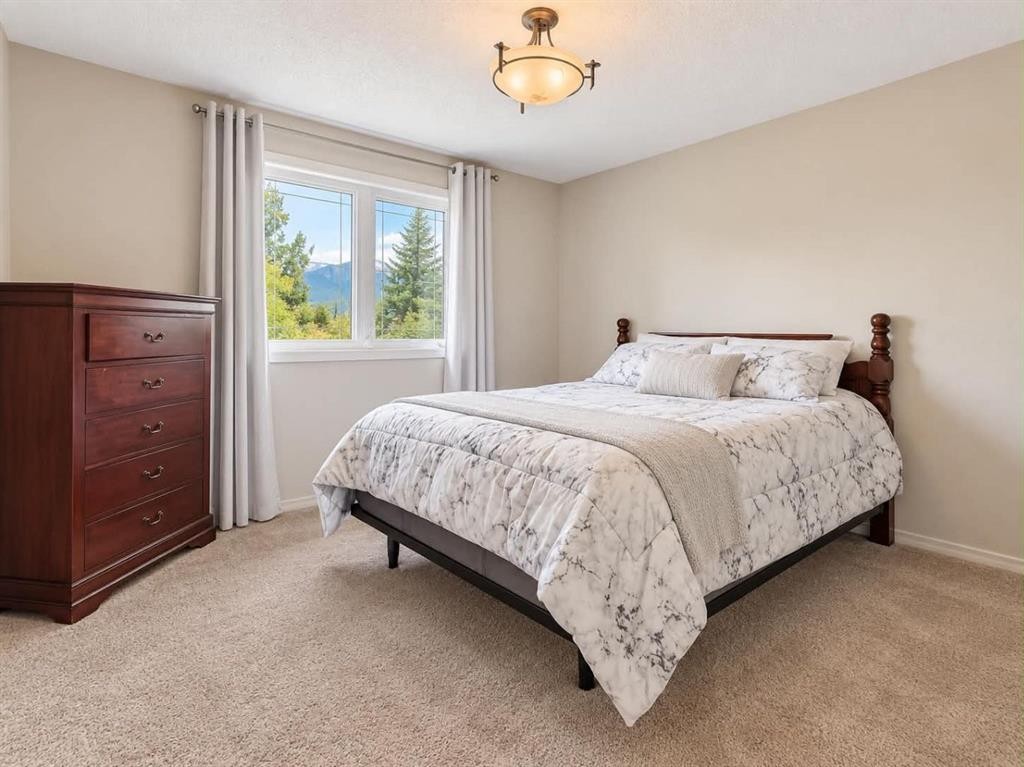 10505 105 Street, Grande Cache, AB