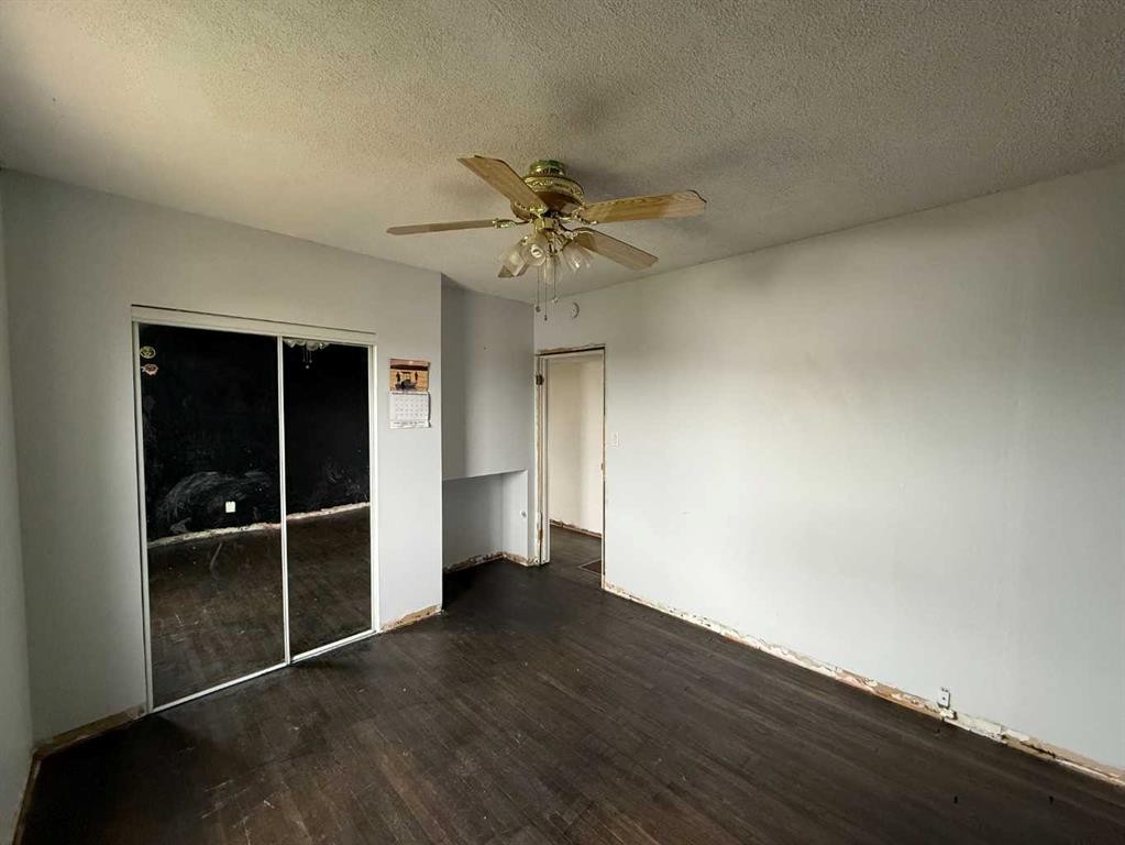 824 1 Avenue, Hines Creek, AB