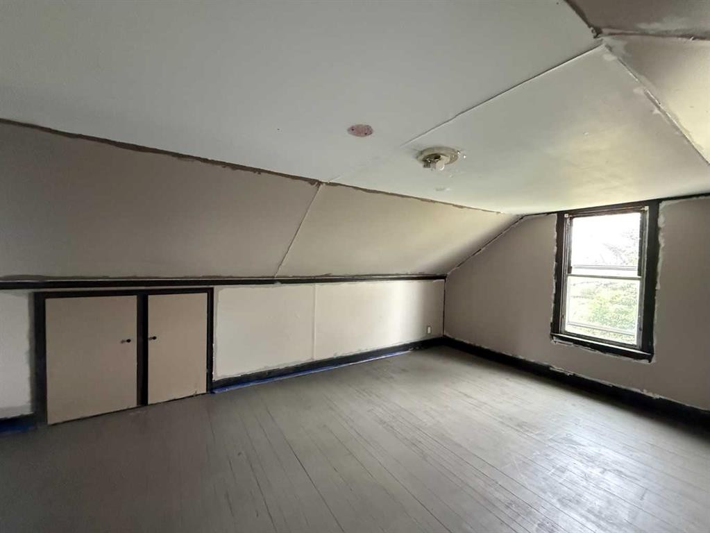 824 1 Avenue, Hines Creek, AB