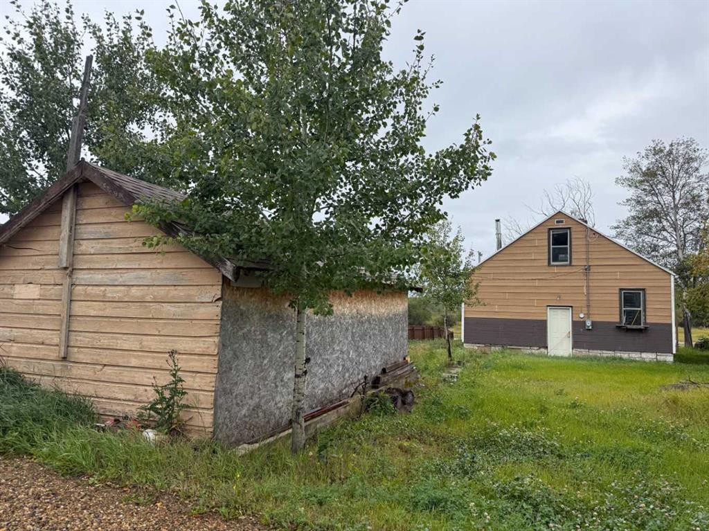 824 1 Avenue, Hines Creek, AB