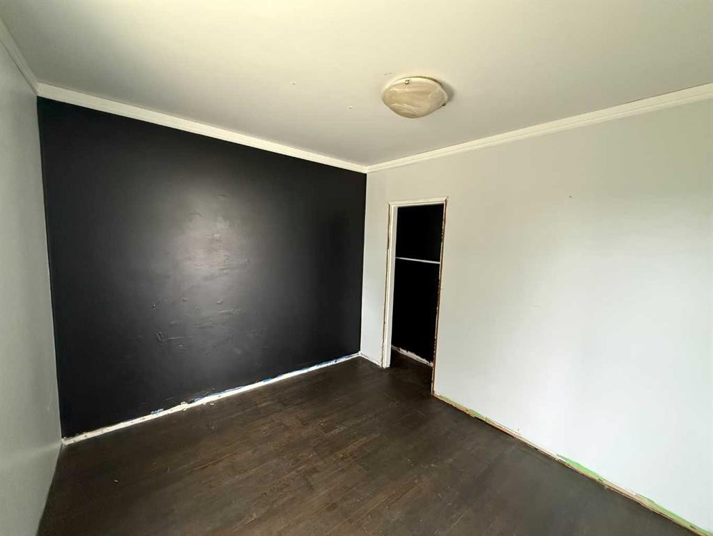 824 1 Avenue, Hines Creek, AB
