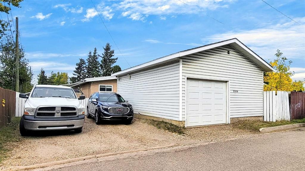 9908 86 Park Avenue, Grande Prairie, AB