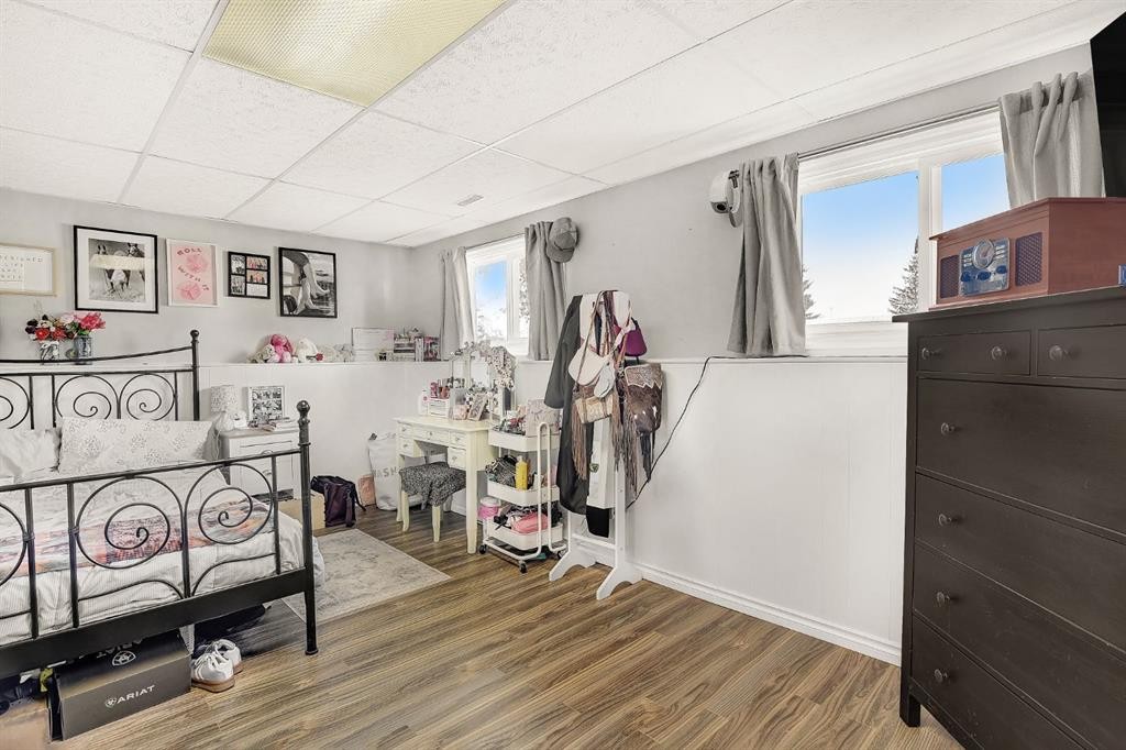 810 Almond Avenue, Beaverlodge, AB