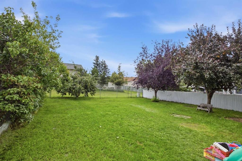 10613 91A Street, Grande Prairie, AB
