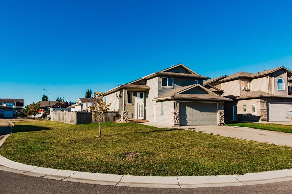 40 Pinnacle Lake Drive, Grande Prairie, AB