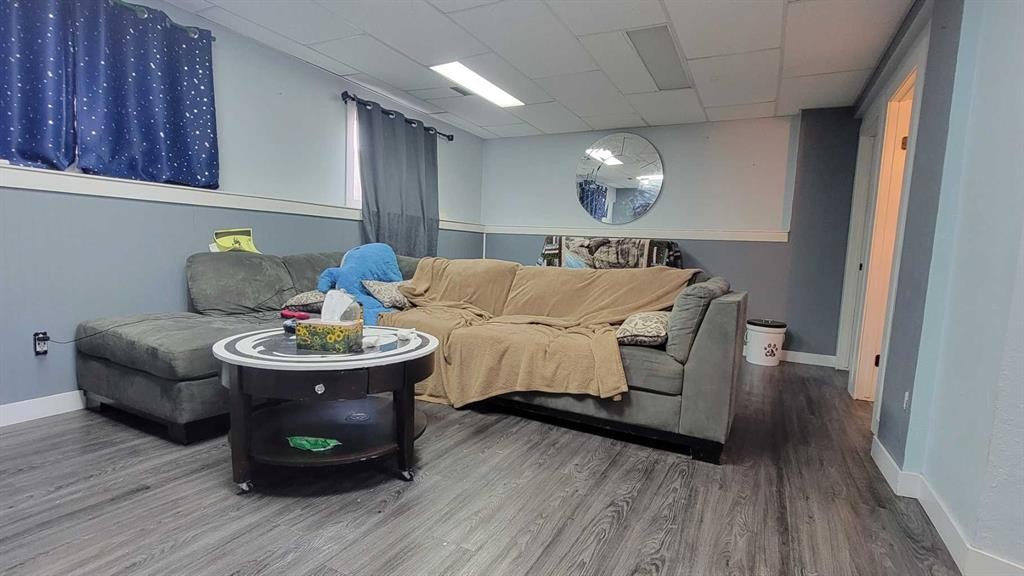 9810 102 Avenue, Sexsmith, AB