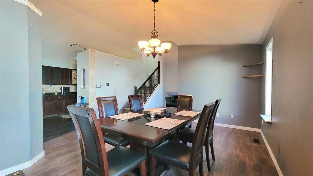 9810 102 Avenue, Sexsmith, AB