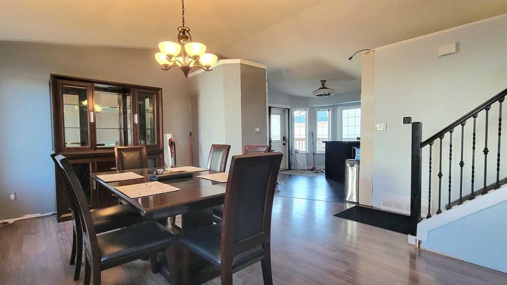 9810 102 Avenue, Sexsmith, AB