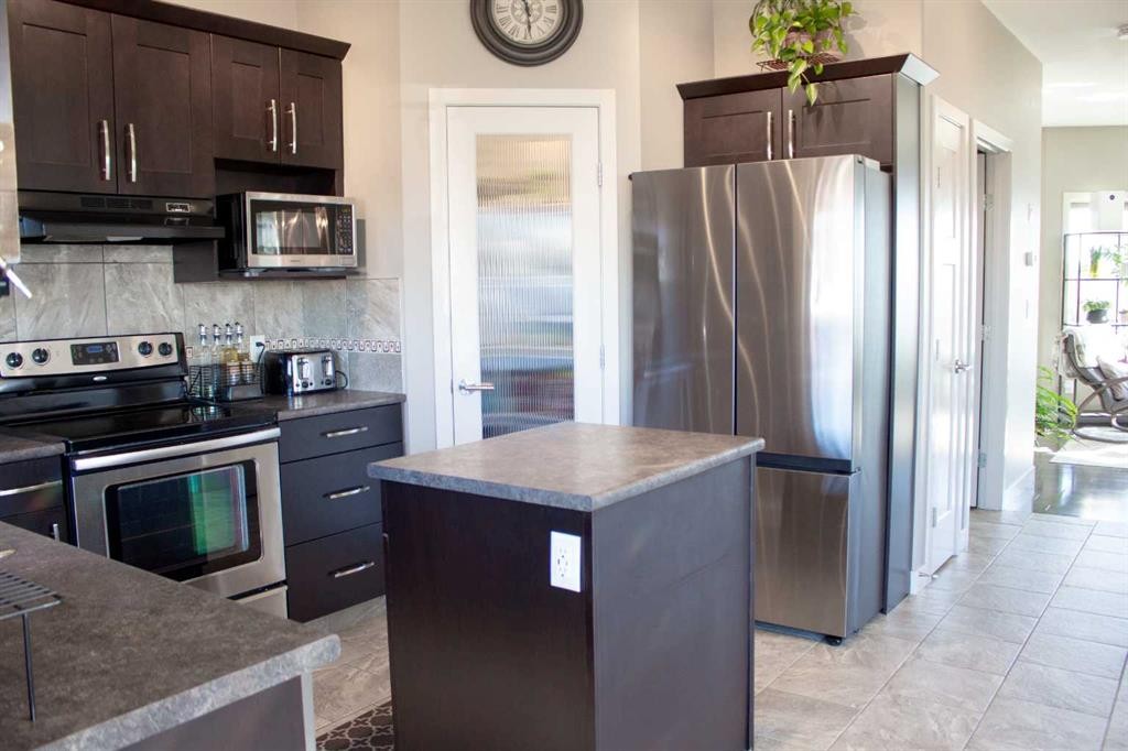 9402 88 Street, Grande Prairie, AB