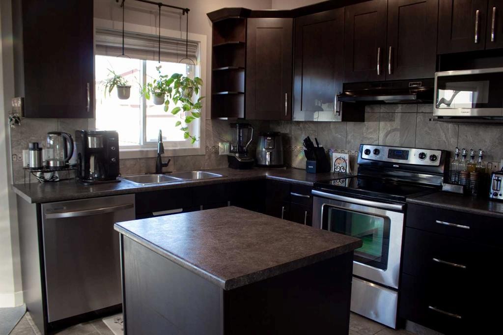 9402 88 Street, Grande Prairie, AB