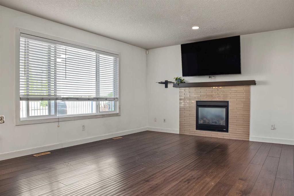 10821 60A Avenue, Grande Prairie, AB