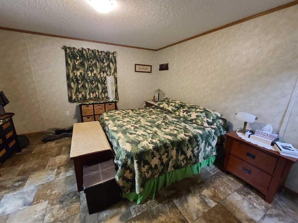 5533 And 5531 51 Street, Berwyn, AB