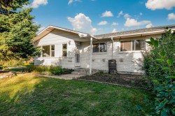 9313 111 Avenue Grande Prairie, AB T8V 3G3