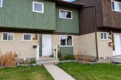 7817 Cedarwood Park Grande Prairie, AB T8V 4R8