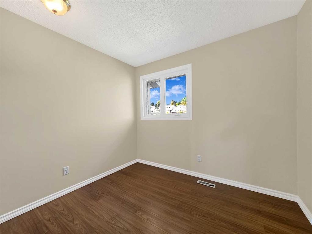 5 97 Avenue, Grande Cache, AB