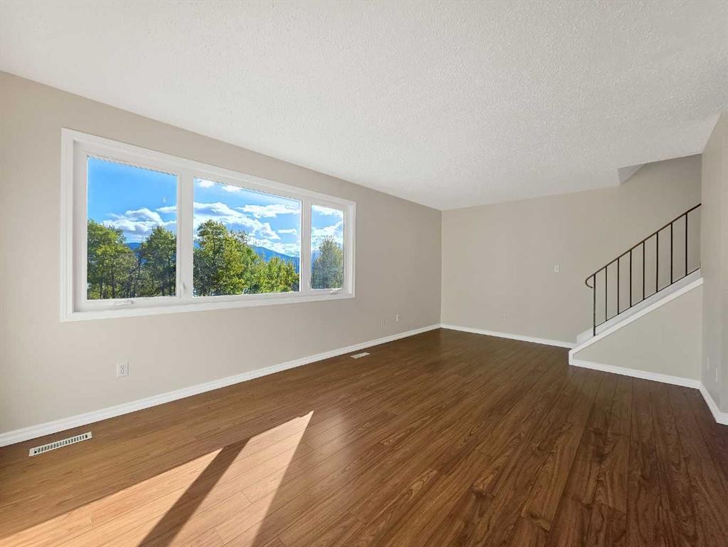 5 97 Avenue, Grande Cache, AB
