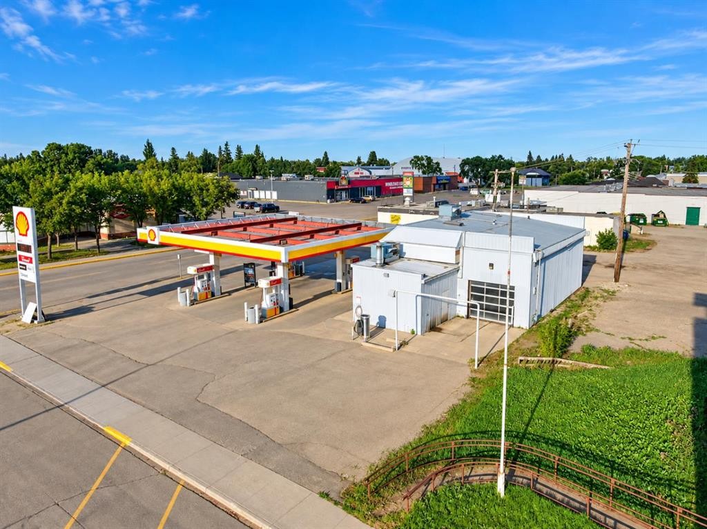 5217 50, High Prairie, AB