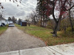 10817 108 Avenue Fairview, AB T0H 1L0