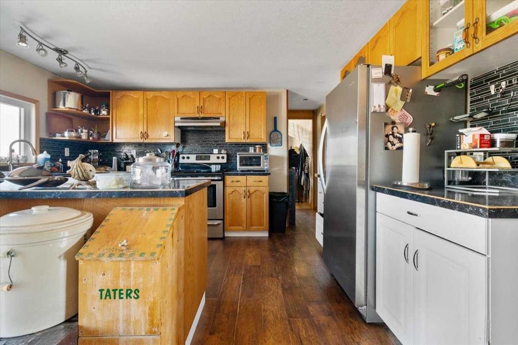 25-712016 Range Road 72A, Dimsdale, AB