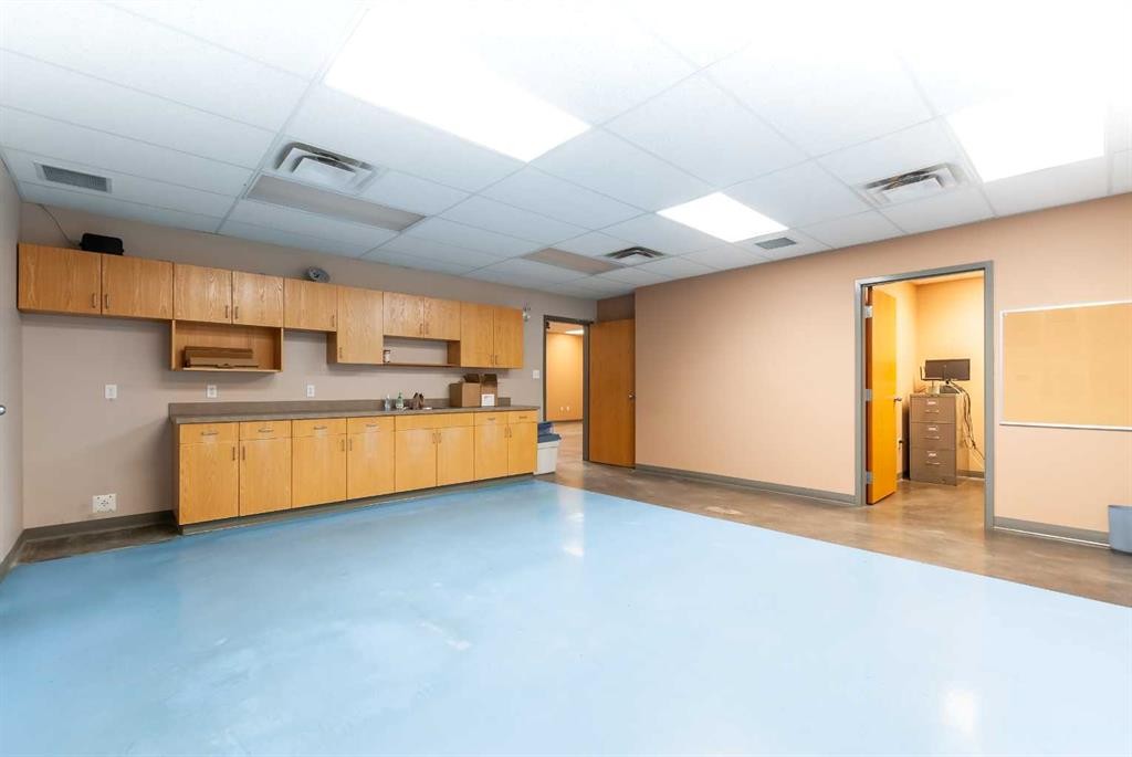 662 16 Street Sw, Medicine Hat, AB