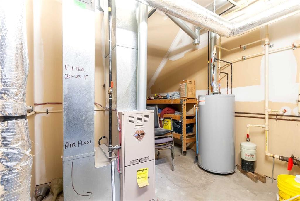 662 16 Street Sw, Medicine Hat, AB