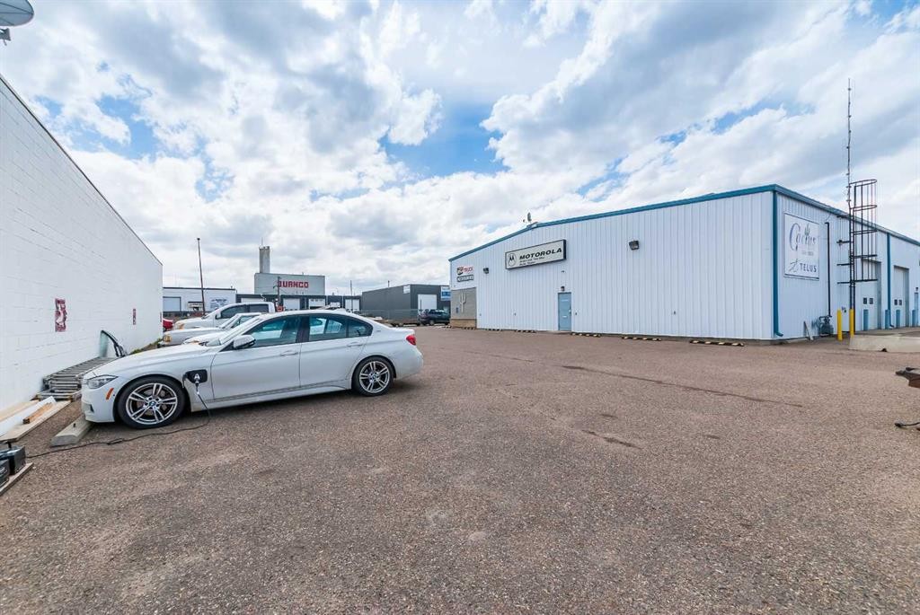 662 16 Street Sw, Medicine Hat, AB