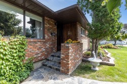 242 11th Street NEMedicine Hat, AB T1A 5T2