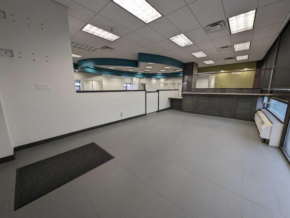 101-556 4 Street Se, Medicine Hat, AB