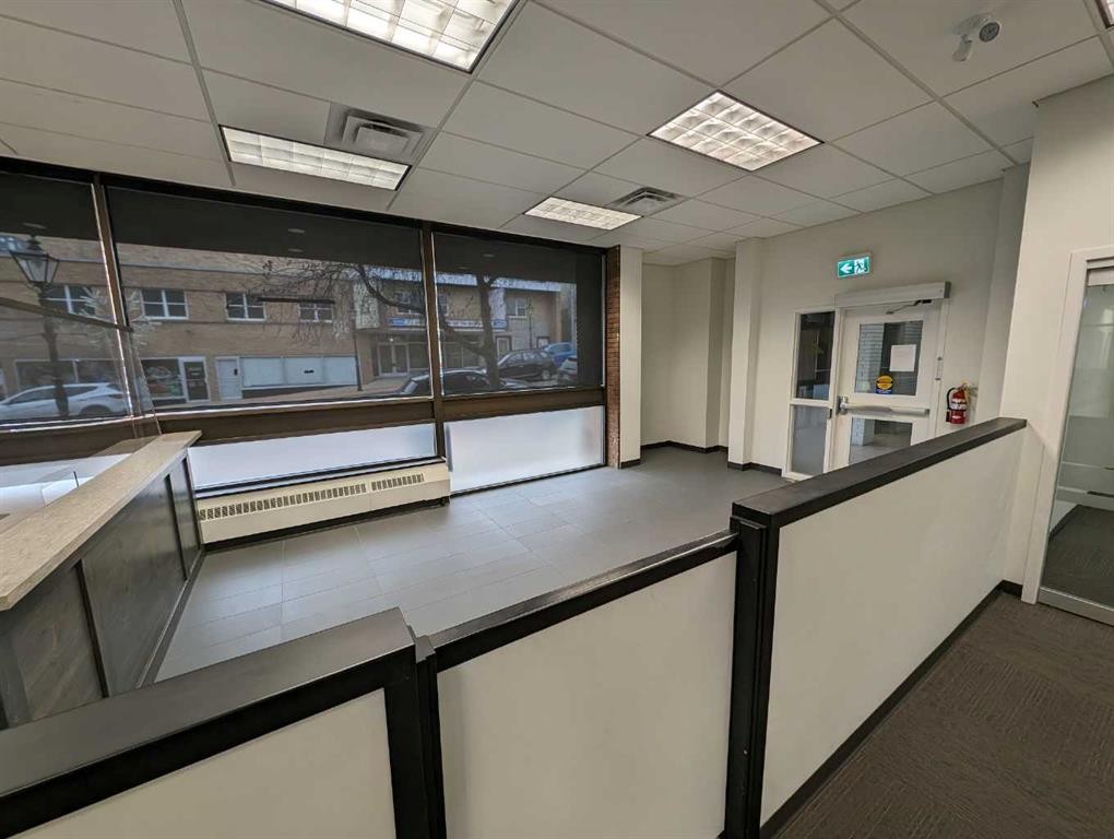 101-556 4 Street Se, Medicine Hat, AB