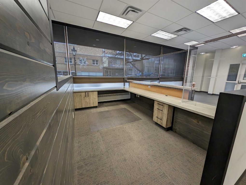 101-556 4 Street Se, Medicine Hat, AB