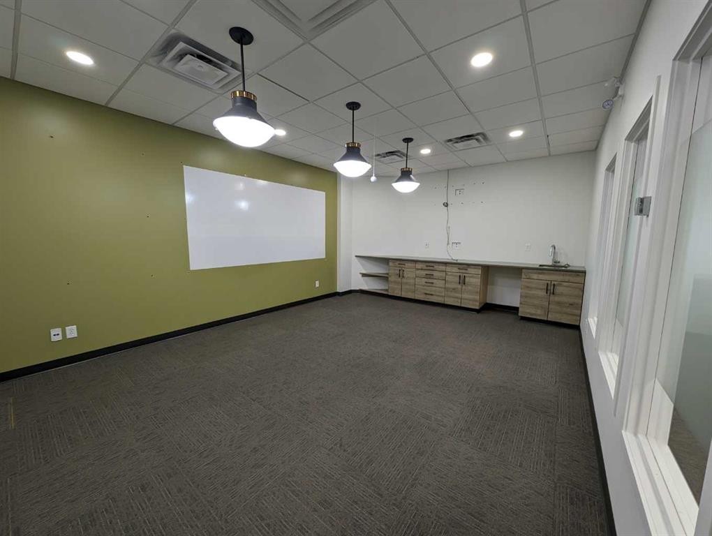 101-556 4 Street Se, Medicine Hat, AB