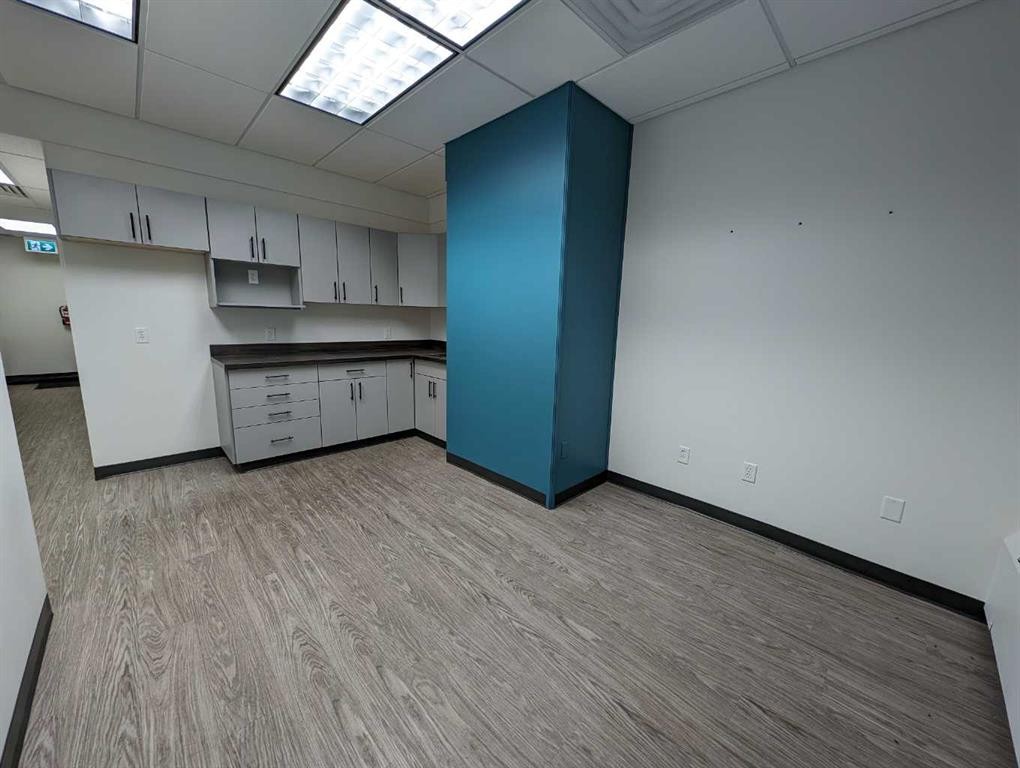 101-556 4 Street Se, Medicine Hat, AB