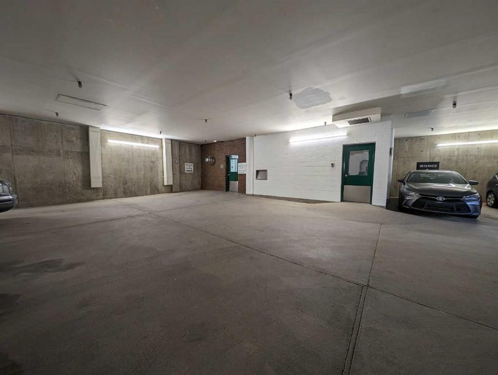 101-556 4 Street Se, Medicine Hat, AB