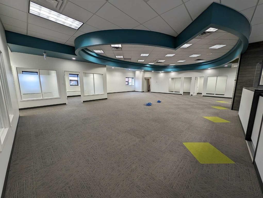 101-556 4 Street Se, Medicine Hat, AB