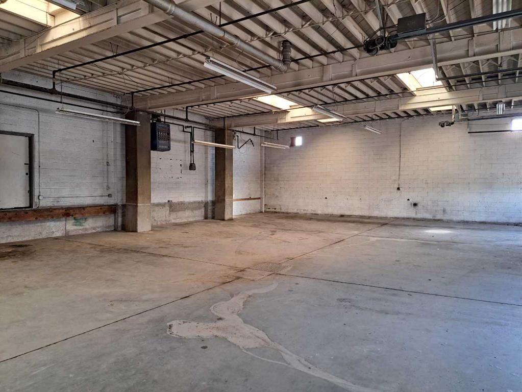 443 10 Street North, Lethbridge, AB