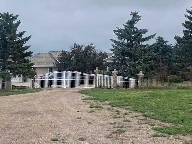 11522 Eagle Butte Road, Rural Cypress County, AB - Outdoor