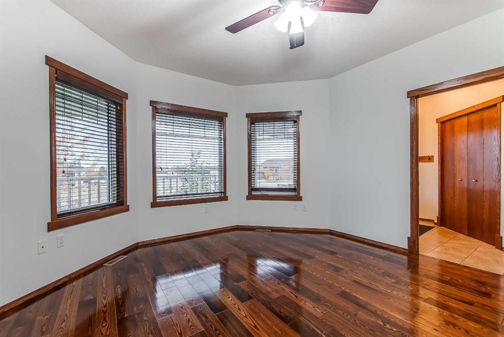 1048 Eagle Ridge Drive, Dunmore, AB - Indoor Photo Showing Other Room