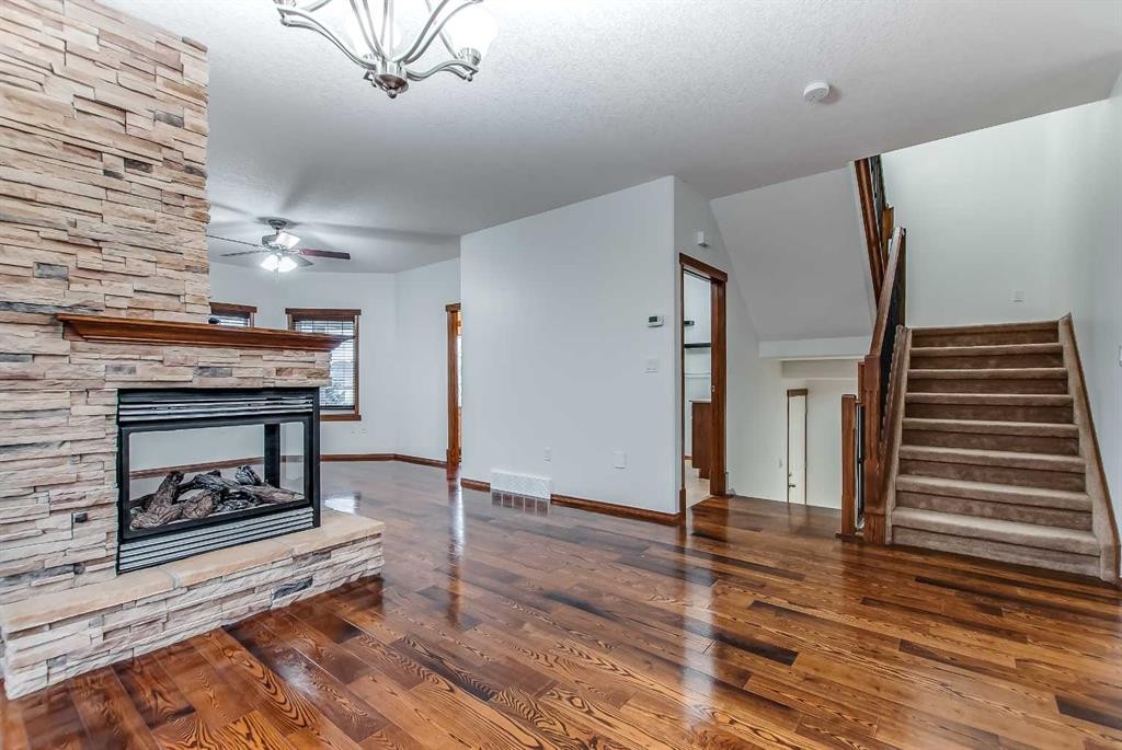 1048 Eagle Ridge Drive, Dunmore, AB - Indoor Photo Showing Living Room With Fireplace